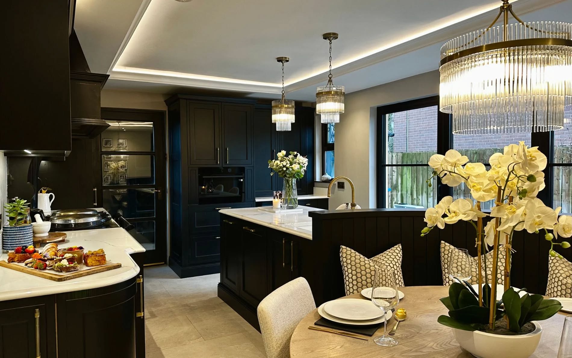 Shaker style fitted kitchen in Aberdeen