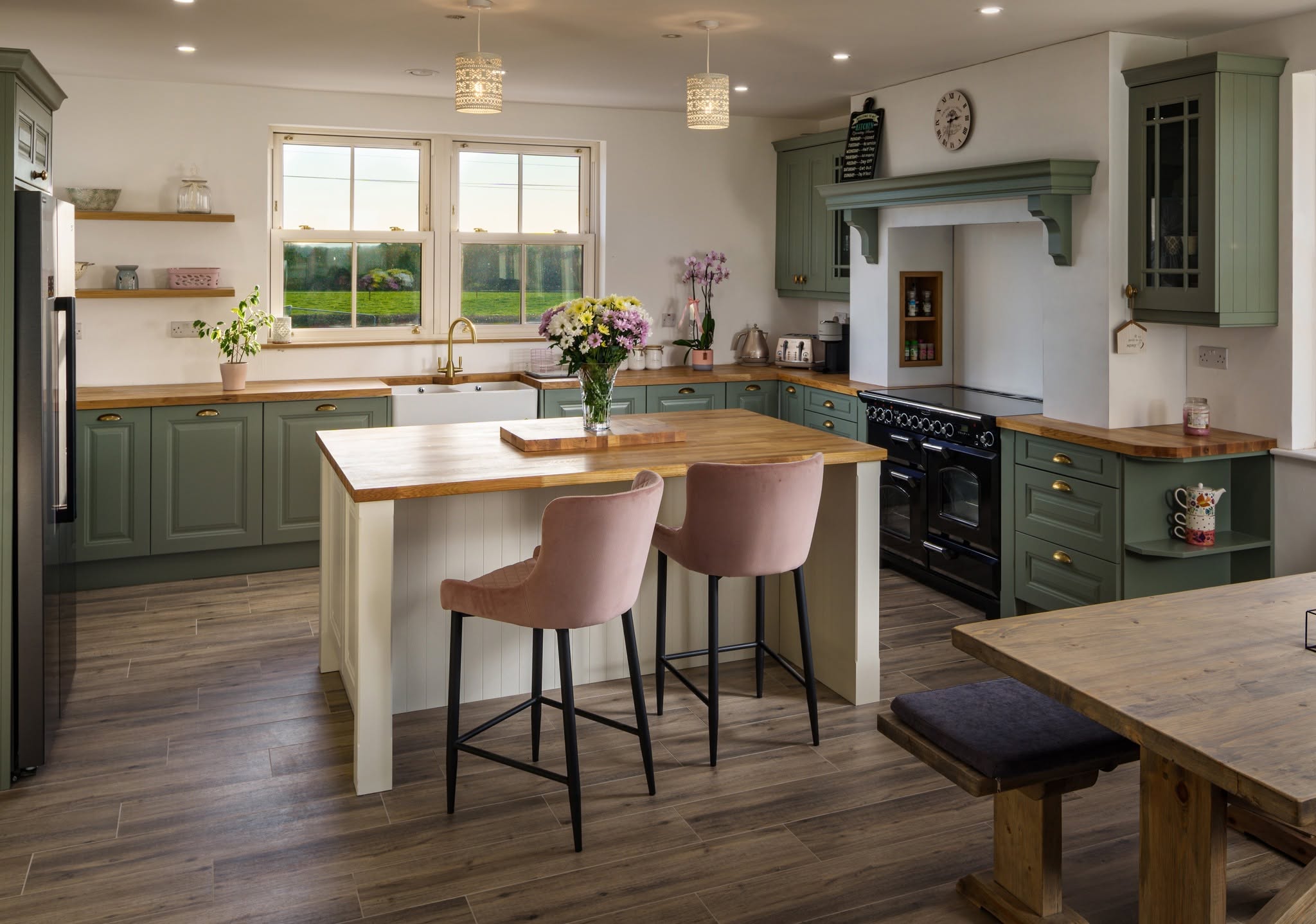 Bespoke fitted kitchen designed for a home in Aberdeen